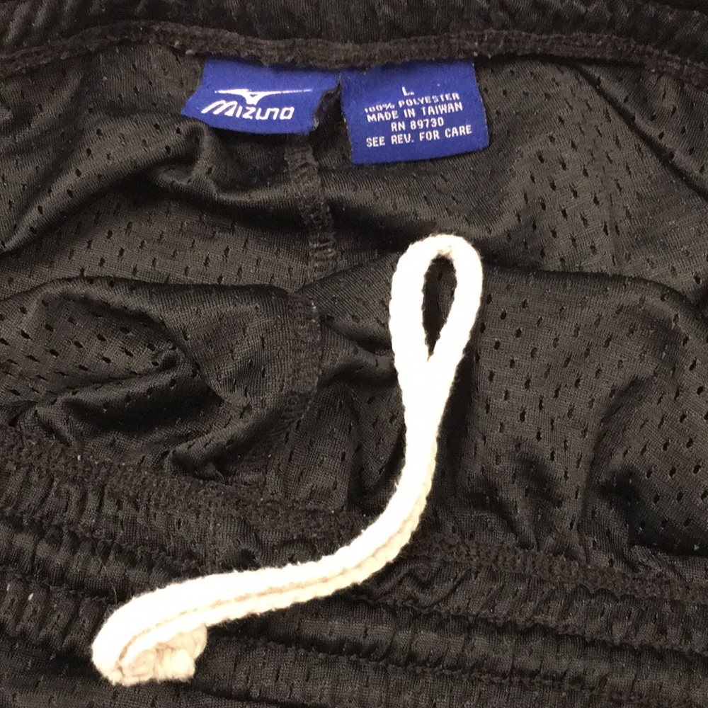 Mizuno men’s athletic shorts - Picture 5 of 6
